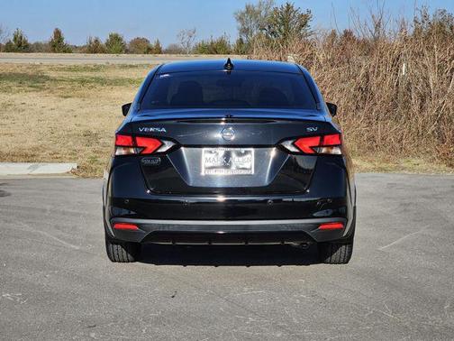 2020 Nissan Versa 1.6 SV