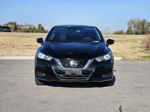 2020 Nissan Versa 1.6 SV