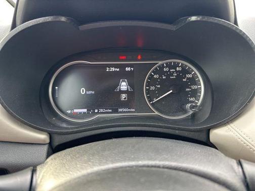 2020 Nissan Versa 1.6 SV