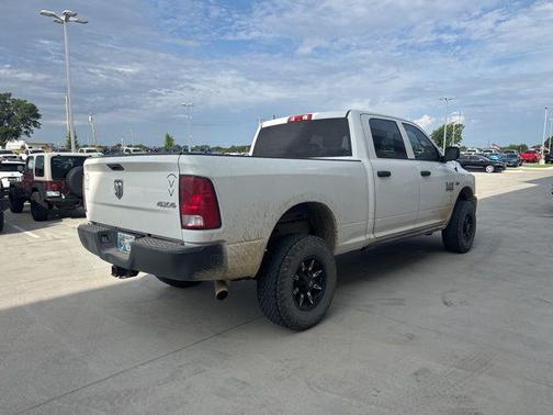 2018 RAM 2500 Tradesman Crew Cab 4x4 6'4' Box