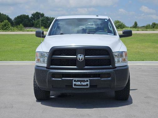 2018 RAM 2500 Tradesman Crew Cab 4x4 6'4' Box