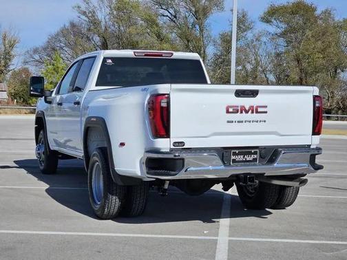 2026 GMC Sierra 3500 Base