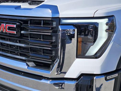 2026 GMC Sierra 3500 Base