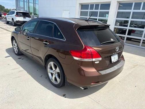 Sunset Bronze Mica 2009 Toyota Venza Base