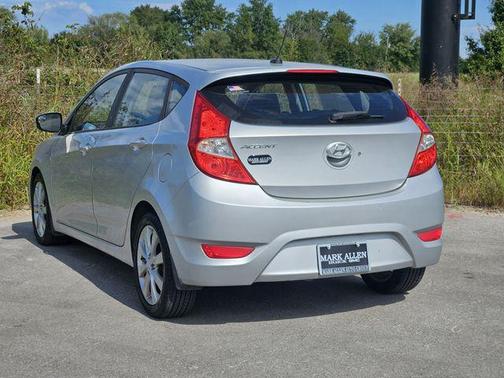 2014 Hyundai Accent SE