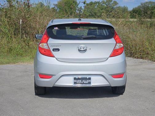 2014 Hyundai Accent SE