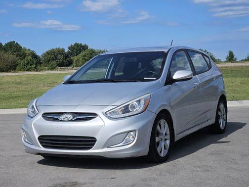 2014 Hyundai Accent SE