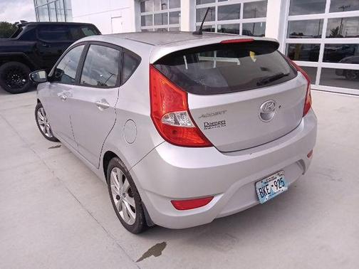 2014 Hyundai Accent SE