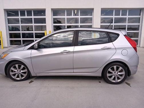 2014 Hyundai Accent SE