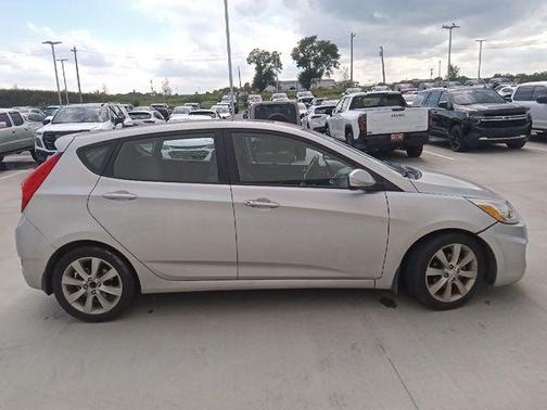 2014 Hyundai Accent SE
