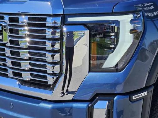 2026 GMC Sierra 3500 Denali