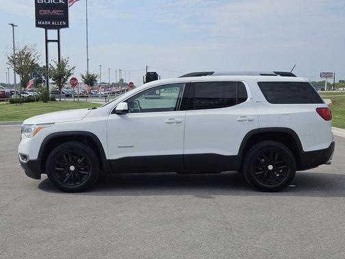 2017 GMC Acadia SLT-1