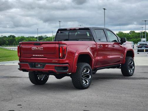 2025 GMC Sierra 1500 AT4