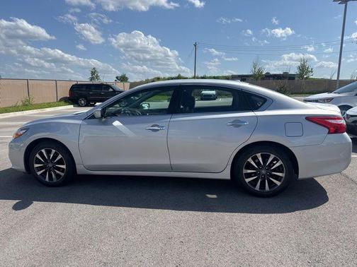2017 Nissan Altima 2.5 SV
