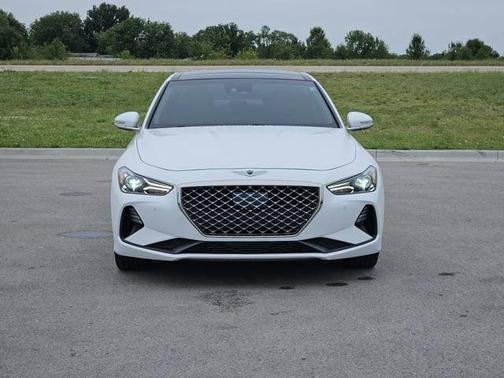 Uyuni White 2021 Genesis G70 3.3T AWD