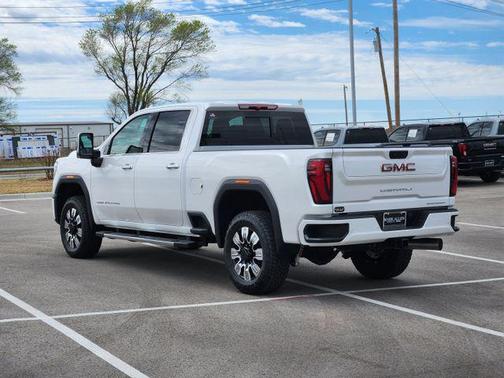 2025 GMC Sierra 2500 Denali