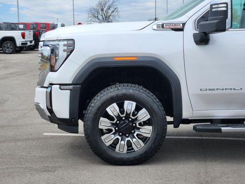 2025 GMC Sierra 2500 Denali
