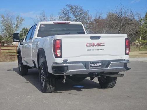 2026 GMC Sierra 3500 SLE