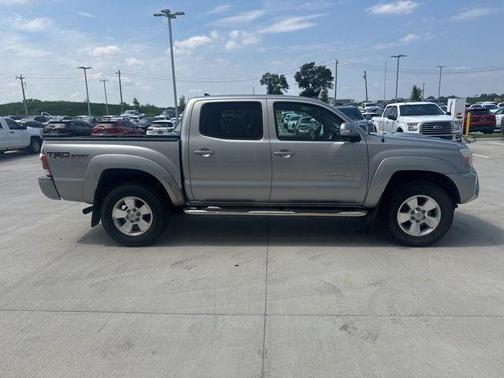 2014 Toyota Tacoma Base