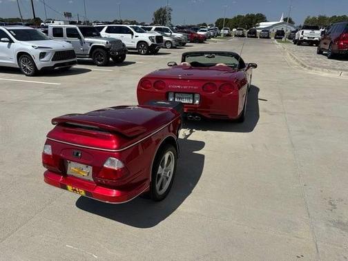 Light Carmine Red Metallic 1998 Chevrolet Corvette Base