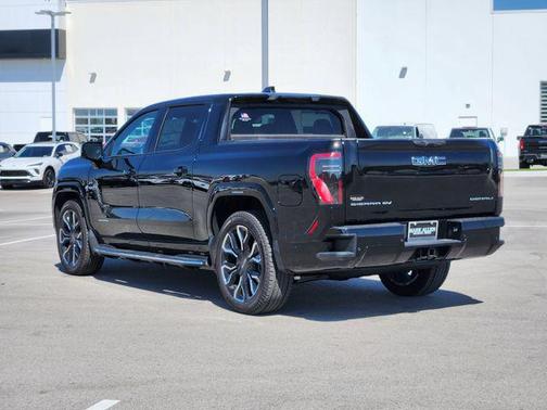 2025 GMC Sierra EV Max Range Denali