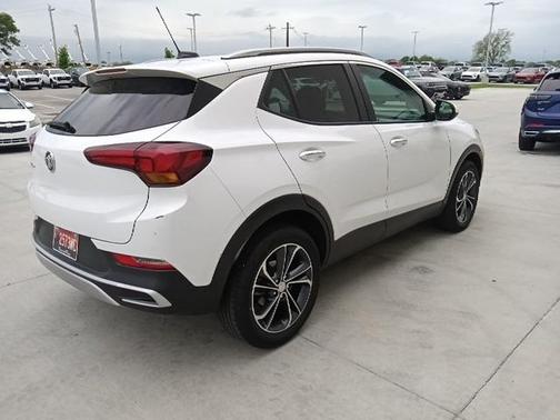2022 Buick Encore GX Select