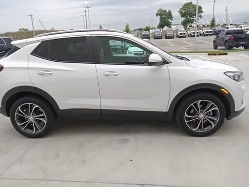 2022 Buick Encore GX Select