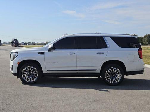 2024 GMC Yukon Denali Ultimate