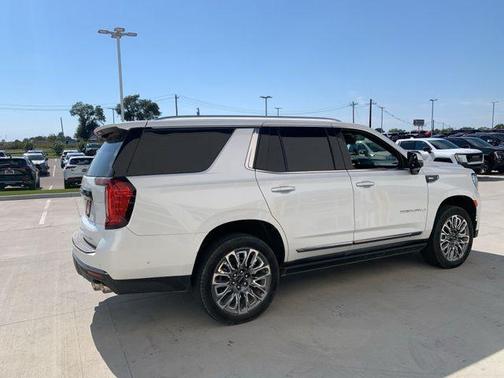 2024 GMC Yukon Denali Ultimate