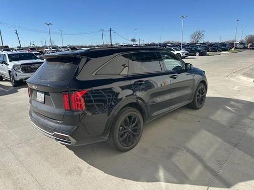 2023 Kia Sorento SX