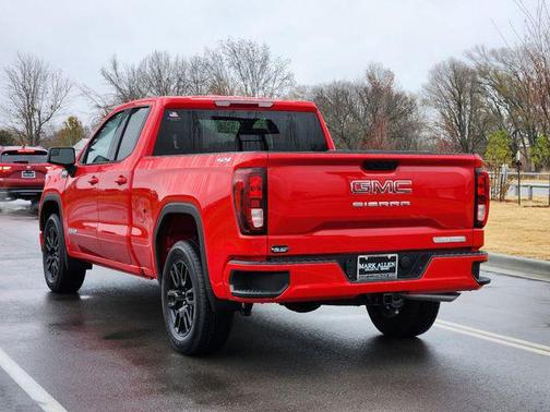 2025 GMC Sierra 1500 Elevation