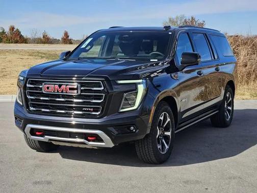 2026 GMC Yukon XL 4WD AT4