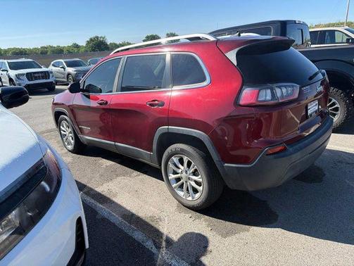 Velvet Red Pearlcoat 2019 Jeep Cherokee Latitude