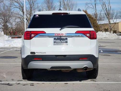2019 GMC Acadia SLE-2