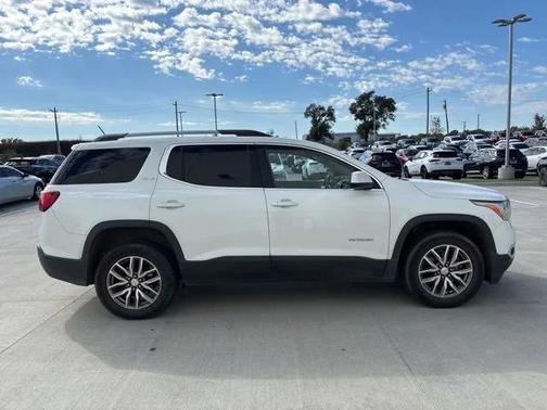 2019 GMC Acadia SLE-2