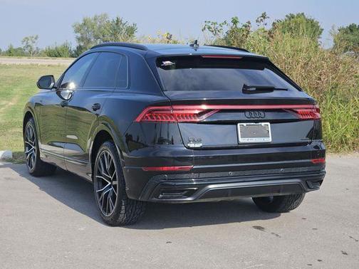 2021 Audi Q8 55 Premium Plus