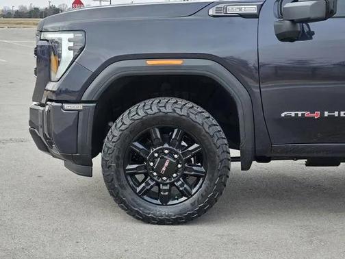 2026 GMC Sierra 2500 AT4