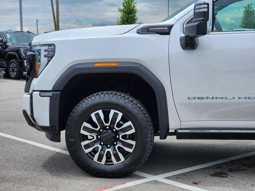 2025 GMC Sierra 2500 Denali Ultimate
