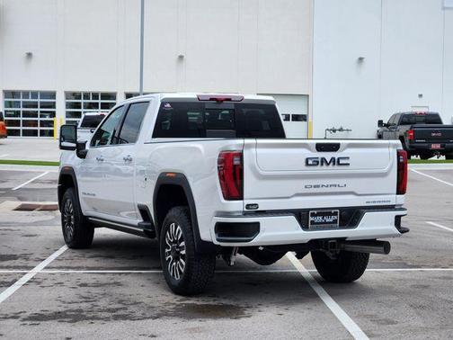 2025 GMC Sierra 2500 Denali Ultimate