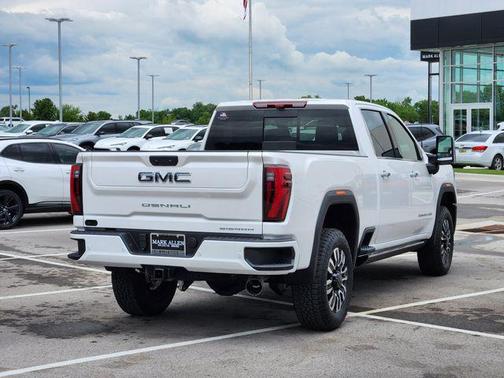 2025 GMC Sierra 2500 Denali Ultimate
