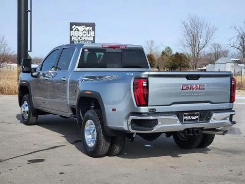 2026 GMC Sierra 3500 SLT