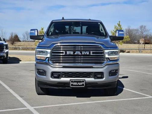 2024 RAM 2500 Laramie Crew Cab 4x4 6'4' Box