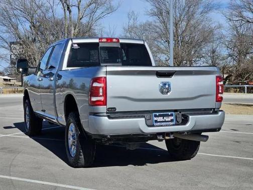 2024 RAM 2500 Laramie Crew Cab 4x4 6'4' Box
