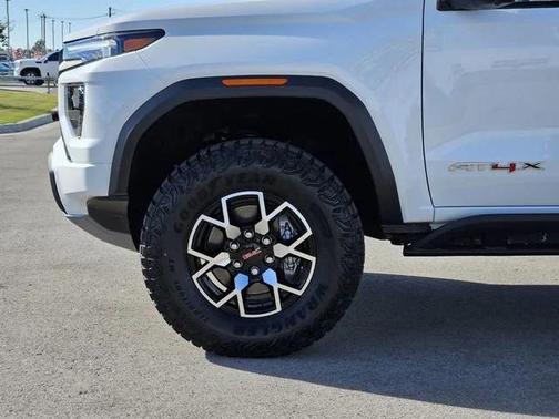 2026 GMC Canyon AT4X