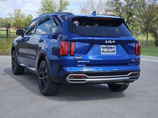 2023 Kia Sorento SX
