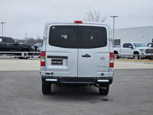 2019 Nissan NV Passenger NV3500 HD S V6