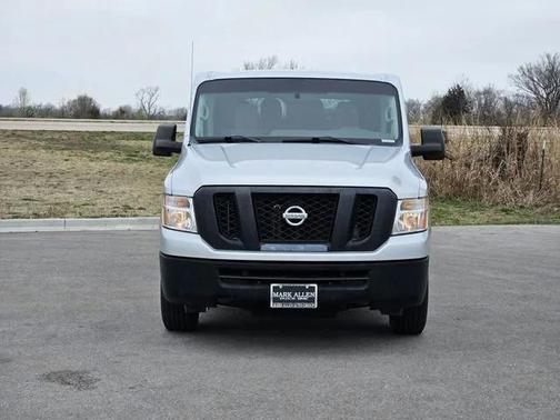2019 Nissan NV Passenger NV3500 HD S V6