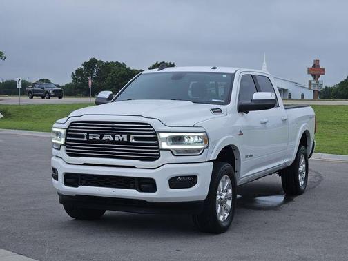 2021 RAM 2500 Laramie Crew Cab 4x4 6'4' Box