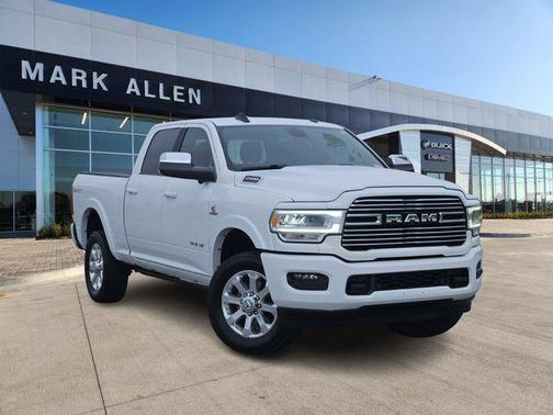 2021 RAM 2500 Laramie Crew Cab 4x4 6'4' Box