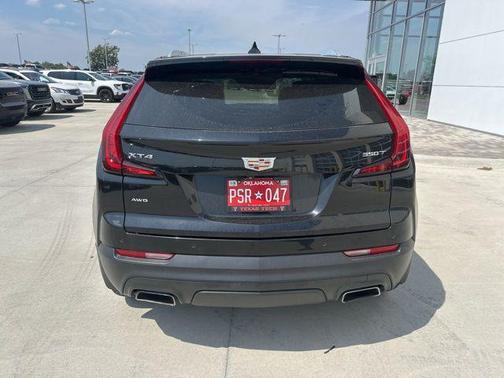 2020 Cadillac XT4 Luxury